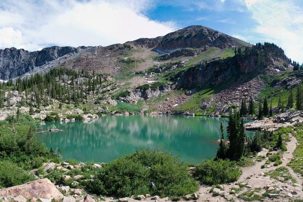 Cecret Lake Trail