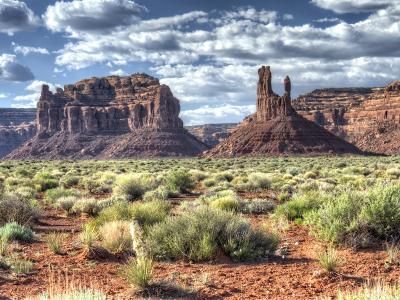 Buttes and spires in the Valley of the Gods