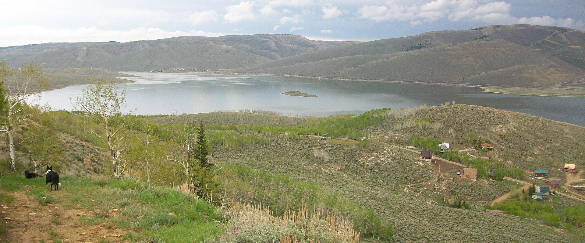 Scofield Reservoir among rolling hills
